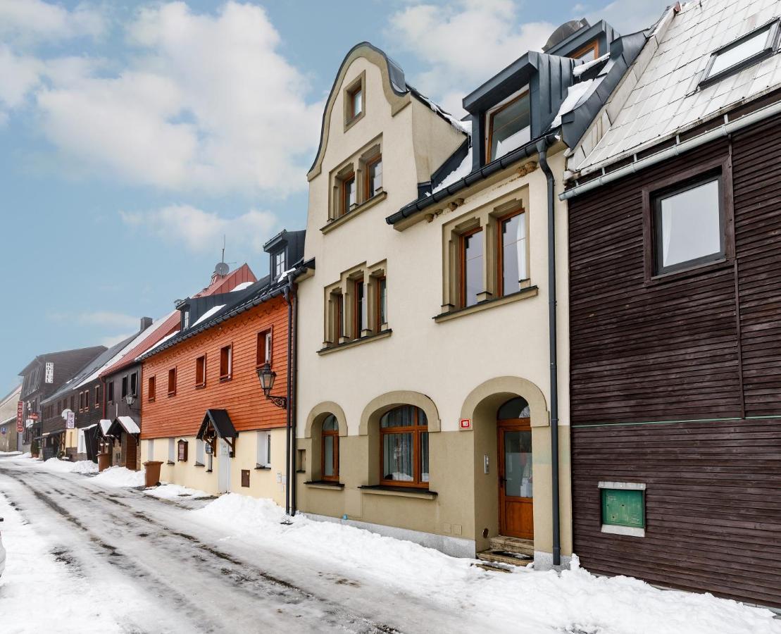 Bozi Apartmany I Boží Dar Extérieur photo